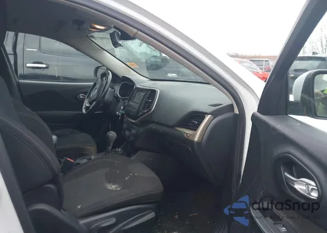 2016 Jeep Cherokee Latitude из США, поврежденный, VIN 1C4PJMCB9GW211494